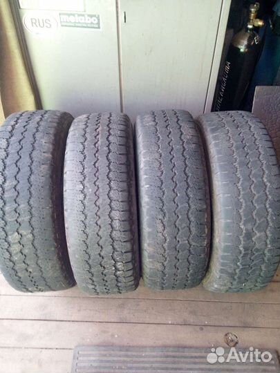 Goodyear Wrangler All-Terrain Adventure With Kevlar 225/70 R16 107