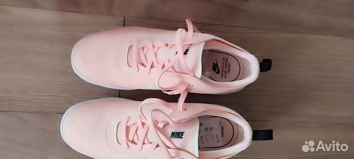 Оригинальные женские кроссовки Nike Amixa