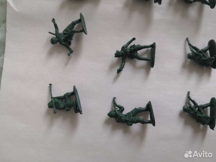 Модель солдатиков 2-3 см