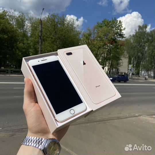 iPhone 8 Plus, 64 ГБ