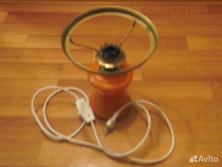 Лампы настольные