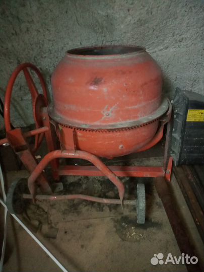 Электроинструмент бу