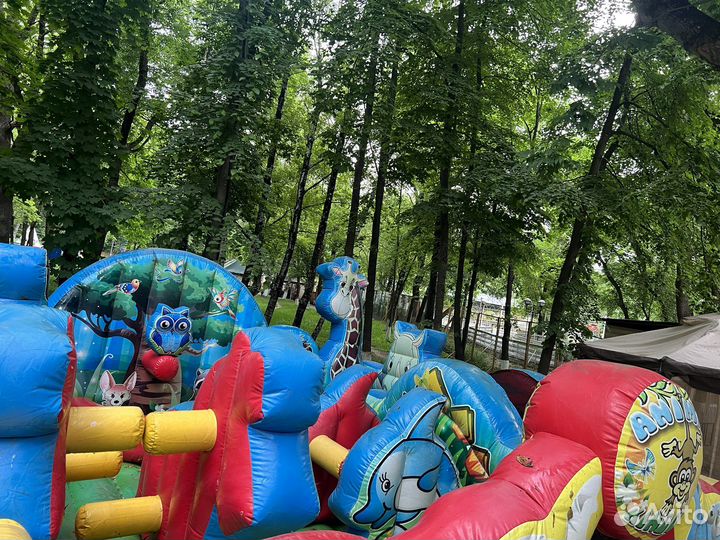 Батут надувной