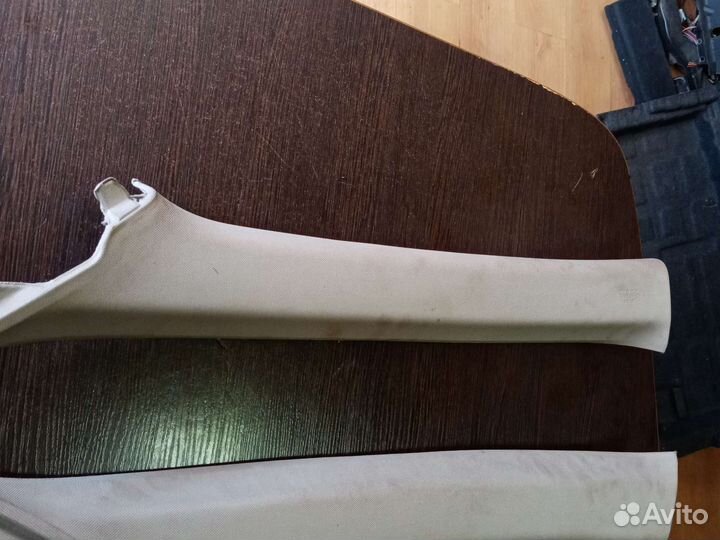 Накладка передней стойки Honda accord 8