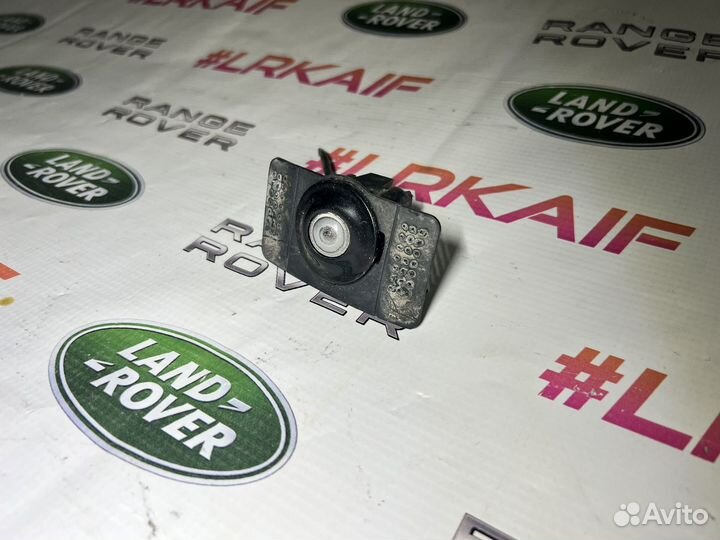 Камера левая в бампер для Land Rover Discovery 4