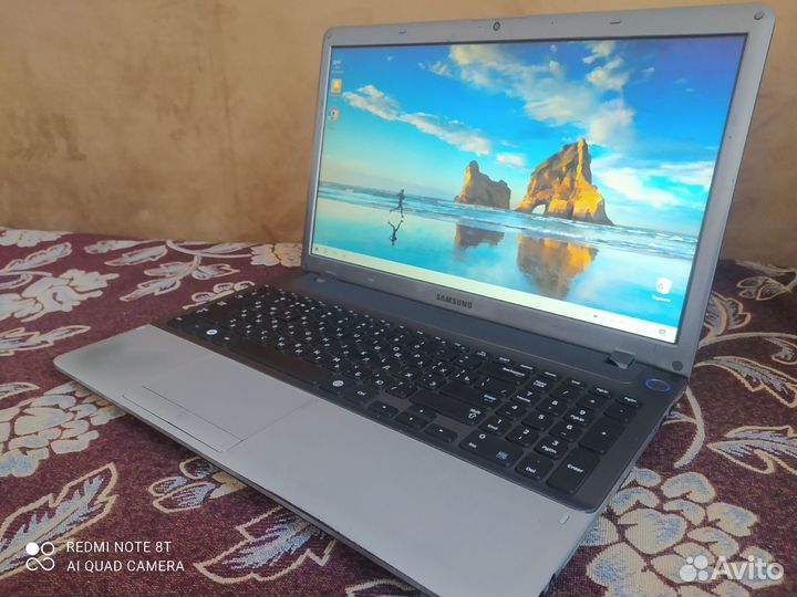 Ноутбук Samsung NP355V5C (4х ядерный)