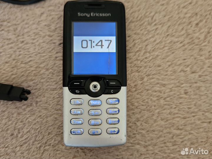 Телефон Sony Ericsson t610