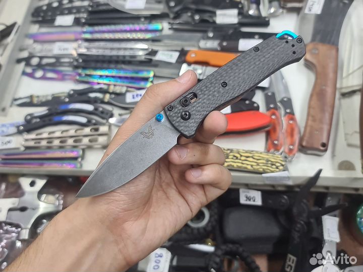 Нож Benchmade Bugout карбон