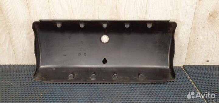 Накладка двигателя(декоративная) Volkswagen