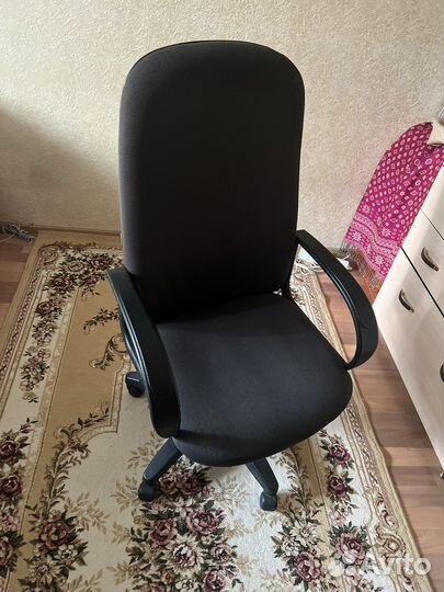 Компьютерное кресло