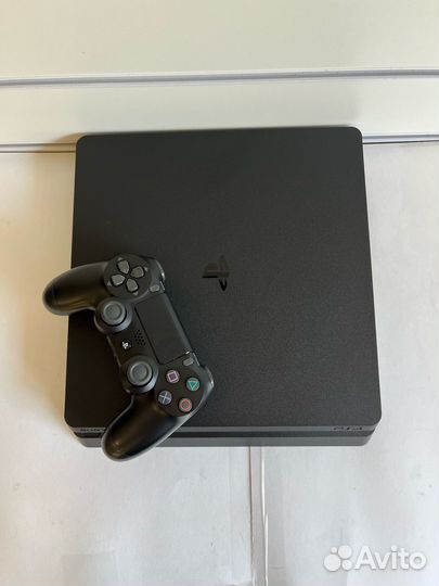 Sony PlayStation 4 Slim 1 тб Black (CUH-2208B)