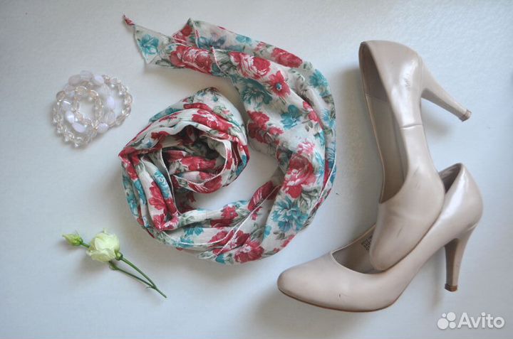 Платок с цветами Gloria Jeans Полиэстр 180*27 см