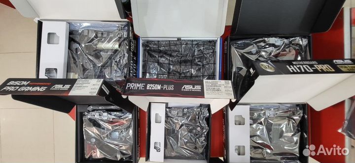 Материнская плата