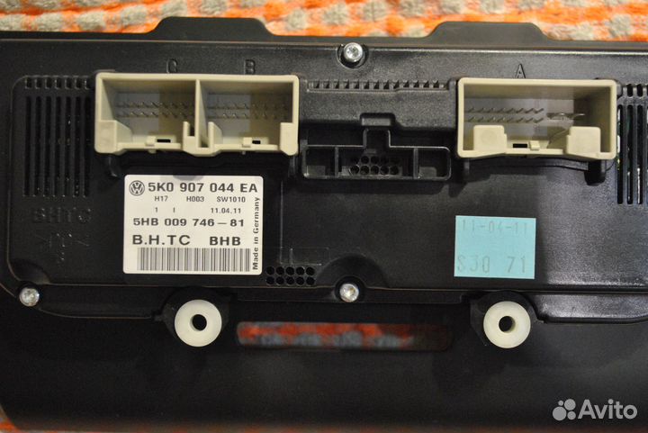 Блок управления климатом VW 5K0 907 044 EA