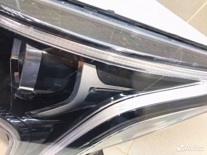 Фара левая Kia Rio 4