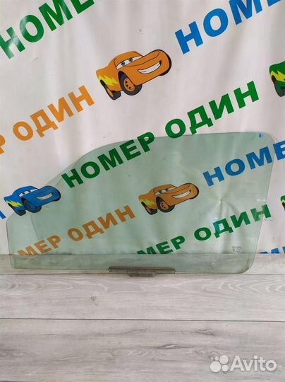 Стекло двери передней левой Ford-Форд Fiesta 1995