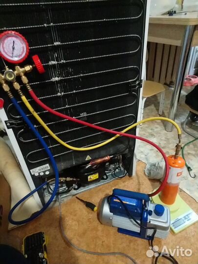 Ремонт холодильников и морозильных камер