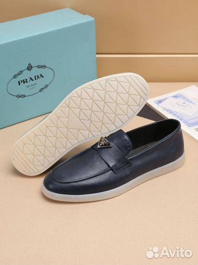 Лоферы Prada
