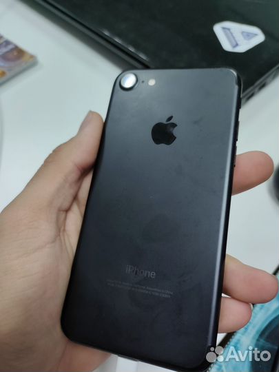 iPhone 7, 32 ГБ