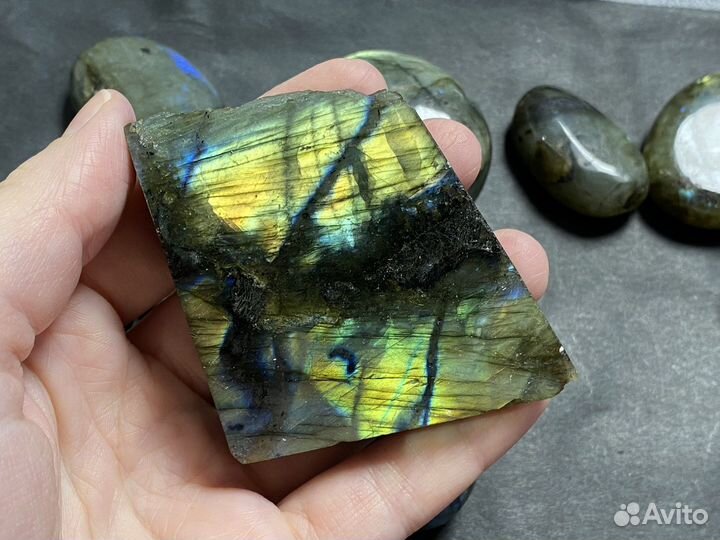 Лабрадор лабрадорит камень коллекционный