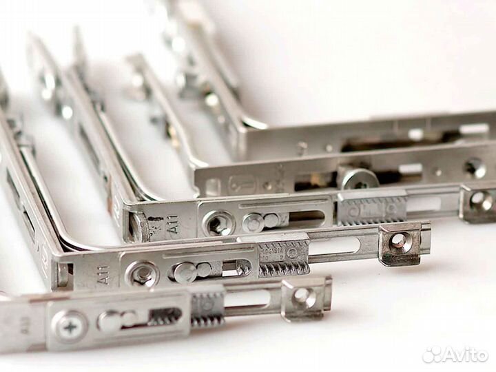 Ремонт окон, фурнитура karma RAL8643