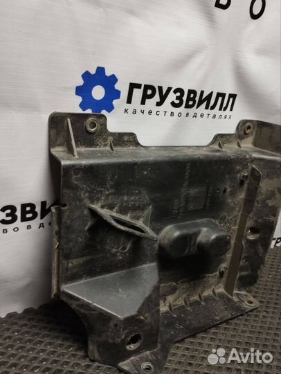 Крышка блока предохранителей Volvo FH4 21379643