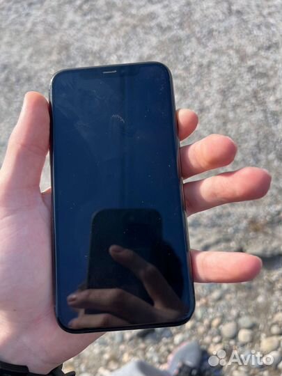 iPhone 11 Pro, 64 ГБ