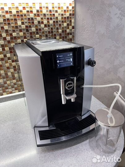 Кофемашина jura e6