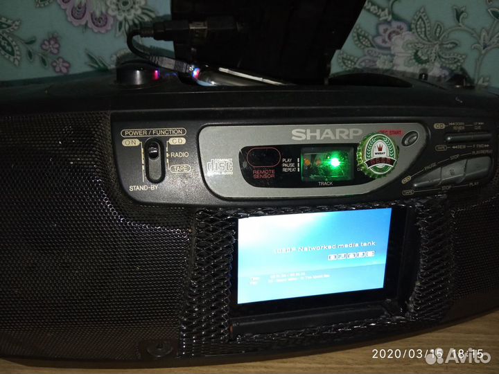 Магнитола Sharp - QT-CD77