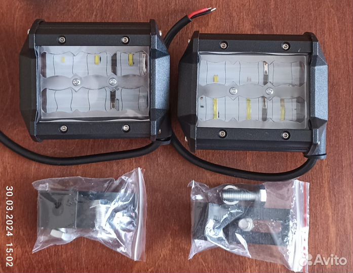 Противотуманные светодиодные фары универсальные