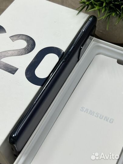 Samsung Galaxy S20 FE, 8/128 ГБ
