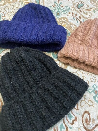 Шапки женские вязаные