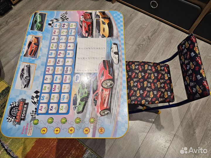 Детский столик и стульчик