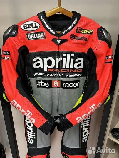 Цельный мотокомбенкзон Aprilia Racing Team