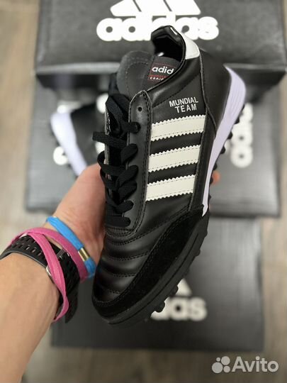 Adidas мундиаль