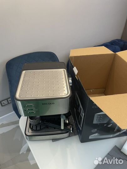 Кофеварка рожковая Bresko Италия