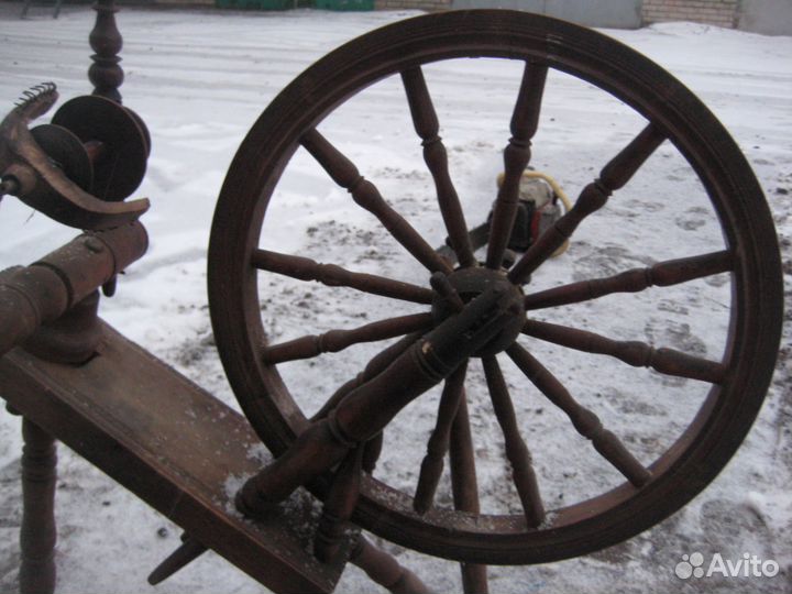 Прялка старинная ручной работы