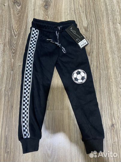 Спортивные брюки