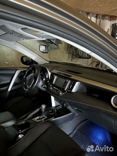 Toyota RAV4 2.0 CVT, 2017, 115 000 км