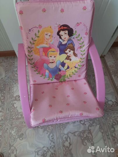 Детское кресло