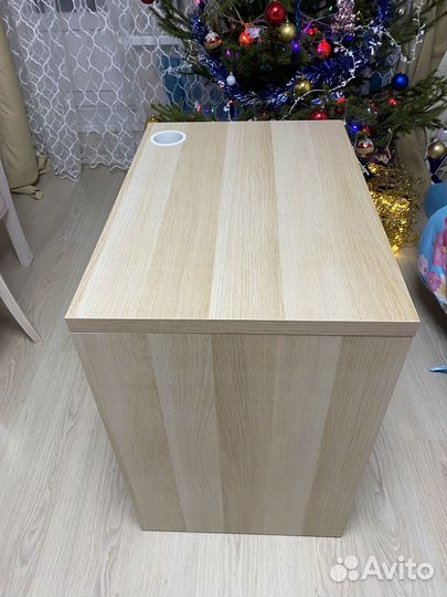 Письменный стол IKEA