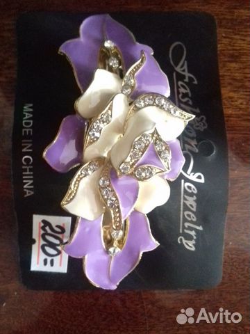 Заколка на волосы