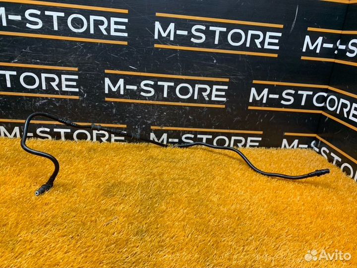 Патрубок системы охлаждения Mercedes-Benz S-Class