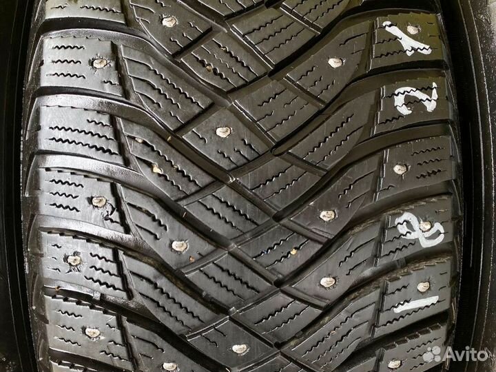 Goodyear Ultra Grip Ice Arctic 2 SUV 235/60 R18