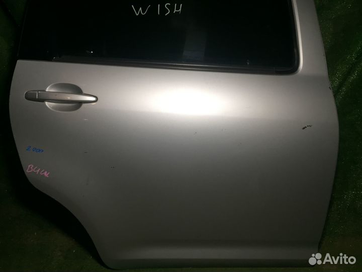 Дверь задняя правая Toyota Wish ZNE14G Пустая