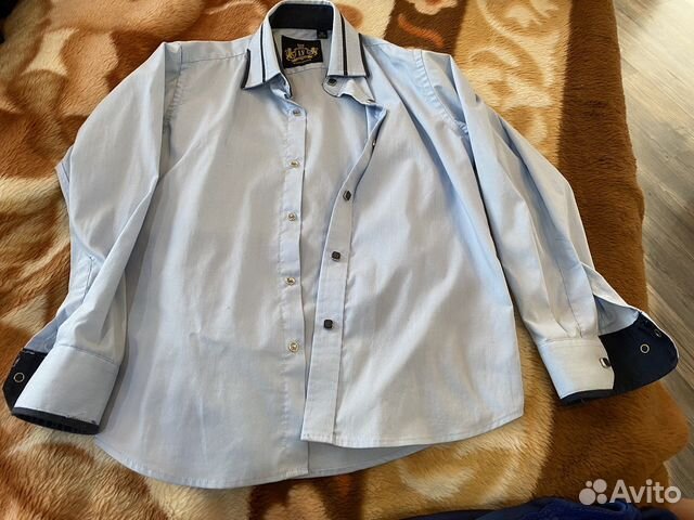 Рубашки на мальчика для школы в отличном состоянии