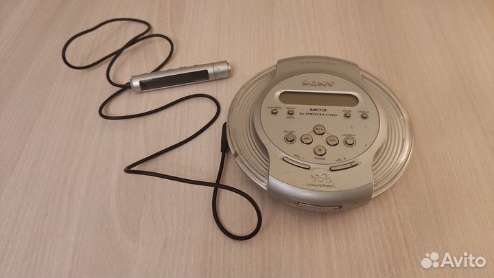 Cd плеер Sony Walkman D-CJ01 (Привезен из Японии)