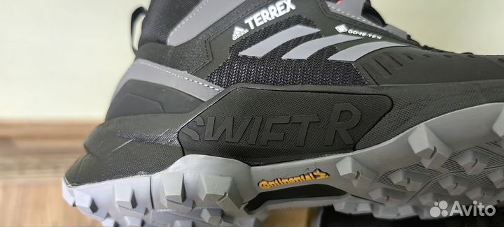 Кроссовки Adidas Terrex Swift R3