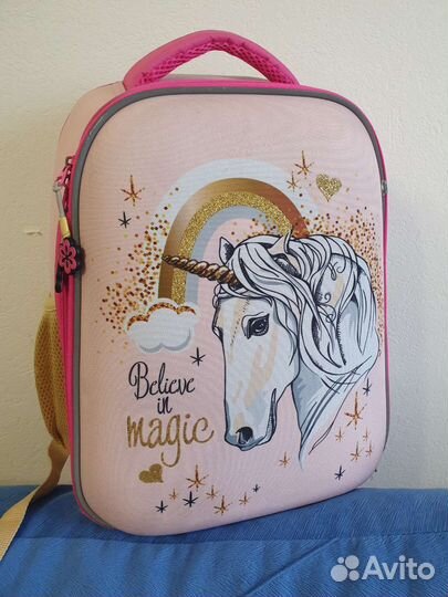 Продам портфель для девочки 1-4 класса