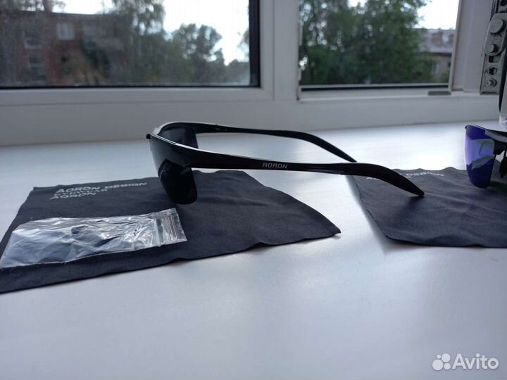 Солнцезащитные очки